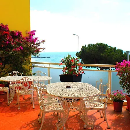 Marina 3* Celle Ligure