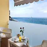 Marina 3*