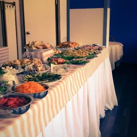 Marina Hotel 3*