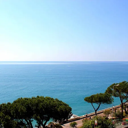 Hotel Marina 3*