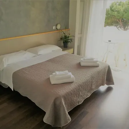 Marina 酒店 塞勒里古