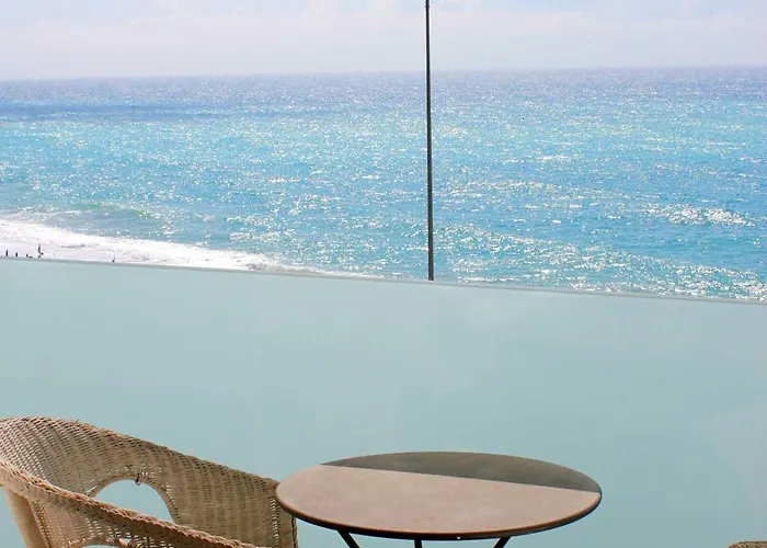 Ξενοδοχείο Marina